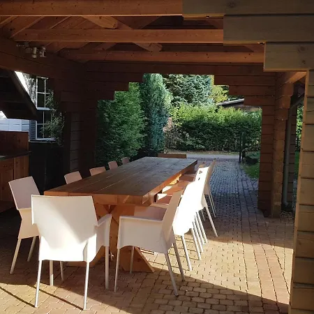 Beautiful House On The Edge Of The Forest בית נופש הונדרלו
