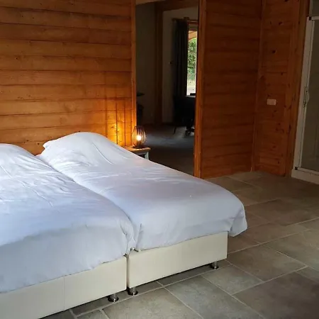 Casa de Férias Beautiful House On The Edge Of The Forest