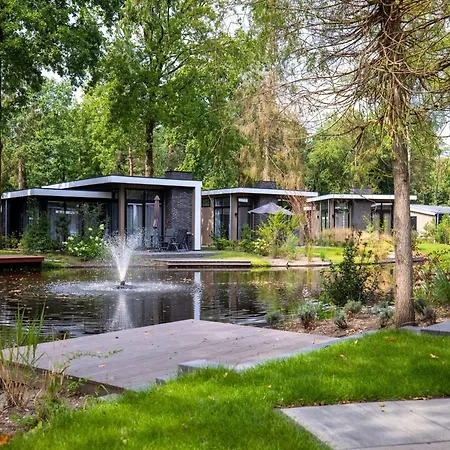 Beautiful House On The Edge Of The Forest בית נופש הונדרלו